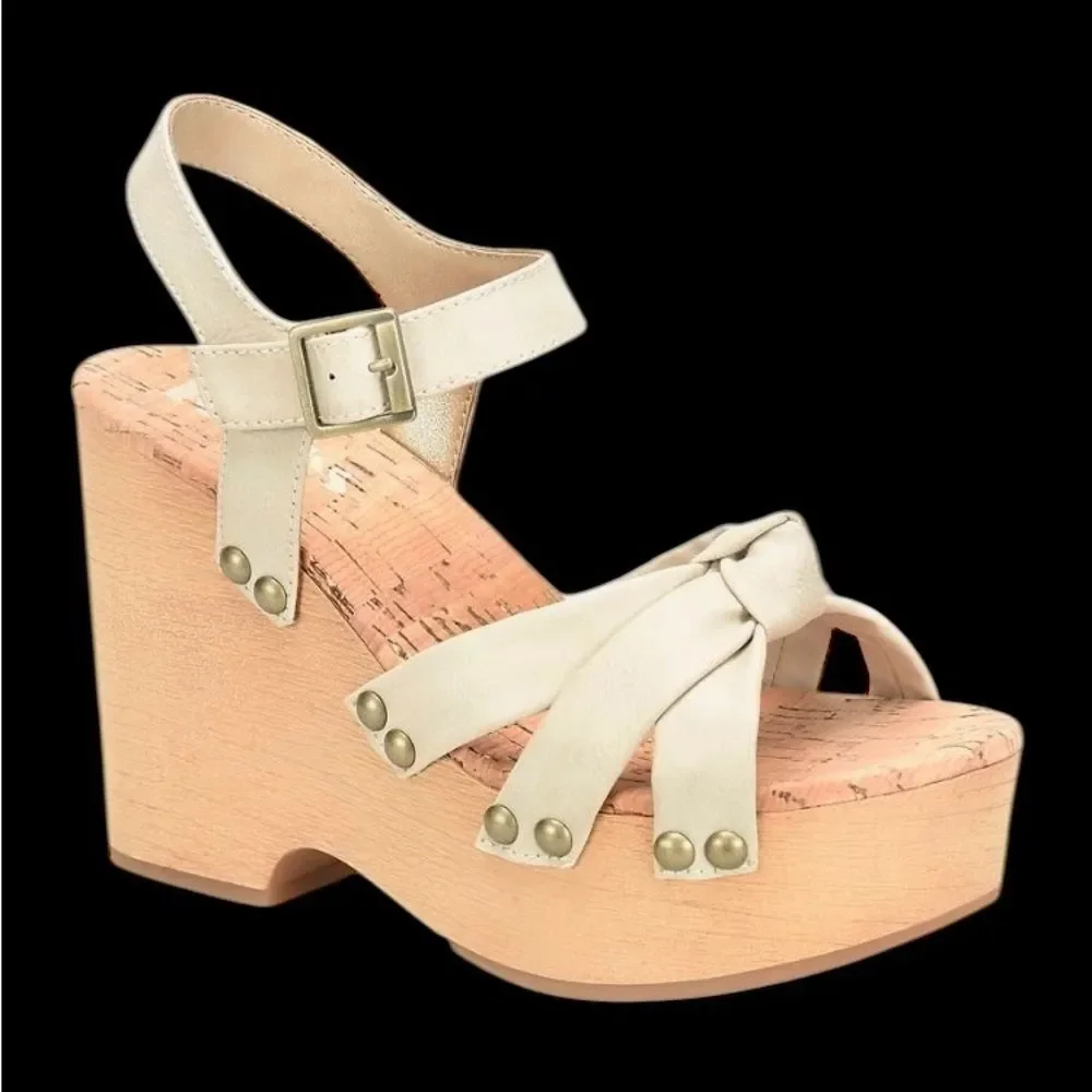 Kork-Ease | Korks Dawson Wedge Sandals | Studded platform Off White Sandals NWOB